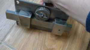 Замок гаражный. Garage door lock