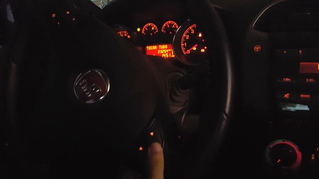Trocar pasta som original Fiat bravo pelo volante смотреть онлайн