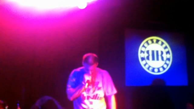 Плановая, 9 Грамм, 16 тонн, (Live) смотреть онлайн