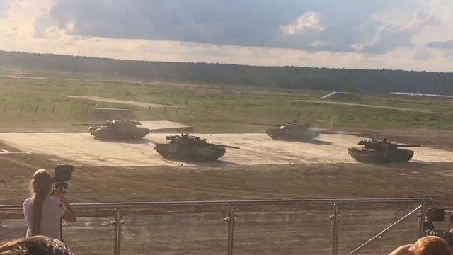 Поздравление с днём танкиста 2019 смотреть онлайн