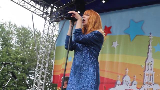 Алена Апина в Кинешме смотреть онлайн