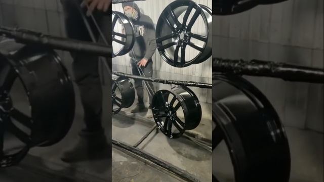 Порошковая покраска покрытие полимером Чёрный глянец реставрация восстановление дисков +38050320326 смотреть онлайн
