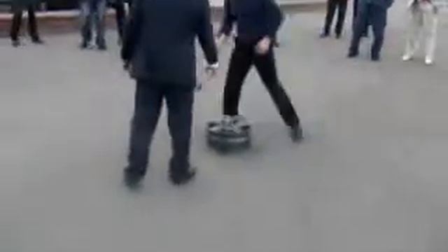 Как мы пытались разбить диск KK смотреть онлайн
