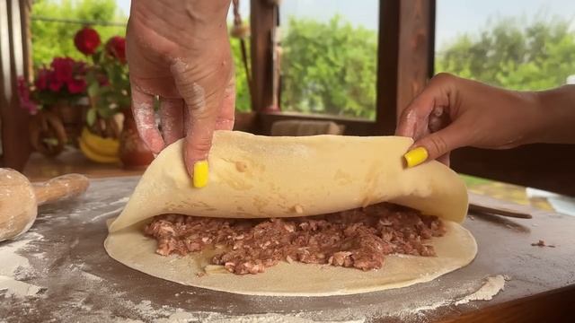 Cooking Homemade Chebureks with Meat and Cheese! Crispy and Juicy Dish смотреть онлайн