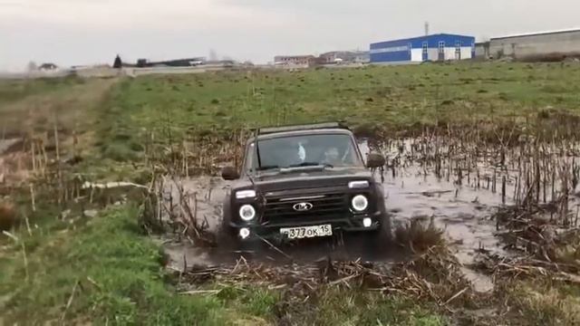 Нива утонул смотреть онлайн