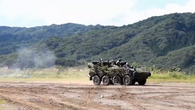 TYPE 16 MCV Providing Cover and Fire Support. смотреть онлайн