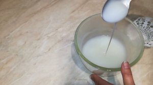 Как накрахмалить салфетку. Я  накрахмаливаю вазу.