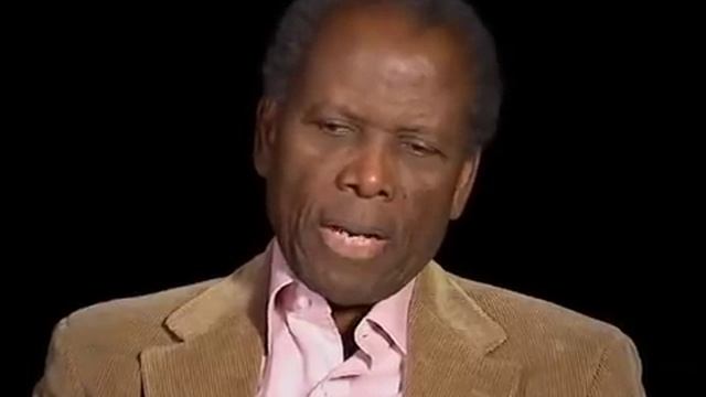 Sidney Poitier salutes Denzel Washington on his Oscar® win смотреть онлайн