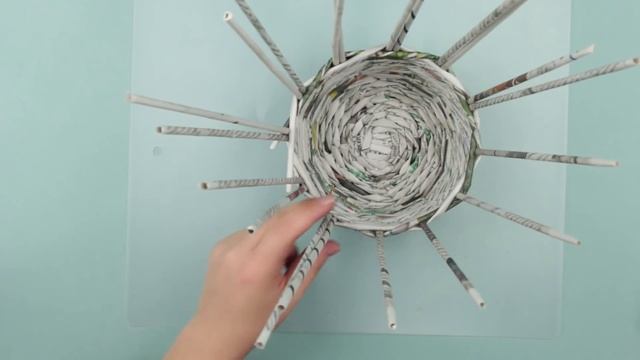 Корзинка из газетных трубочек своими руками смотреть онлайн