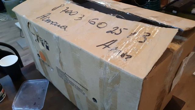 Ночная посылка! Новые рыбки 400 штук! Новая культура бесплатных кормов! Будни аквариумов! смотреть онлайн