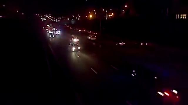 Satmar rebbe escort on the aay to airport going to Israel. смотреть онлайн