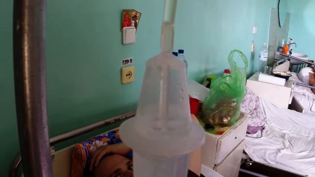 Полицейский Шиян отправил в больницу водителя !!! смотреть онлайн