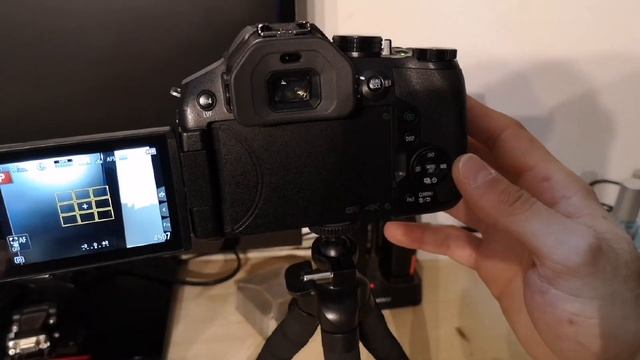 Panasonic Lumix FZ-300 REVIEW смотреть онлайн