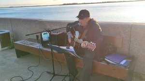 Гарик Сукачев Вей бей проруха судьба. музыкант В.Химчук.Архангельск.Август.Набережная Северной двин