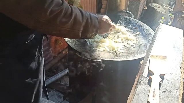 КАПУСТА ЖАРЕНАЯ НА САДЖЕ В СОЕВОМ СОУСЕ. ОЧЕНЬ ПРОСТО БЫСТРО И ДЕШЕВО #83 смотреть онлайн