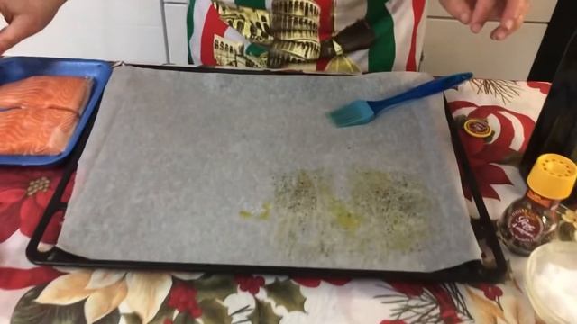 Филе сёмги и шашлыки с кальмарами под хрустящей ароматной корочки из хлеба и пряных трав в духовке смотреть онлайн