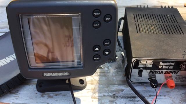 Humminbird Wide 100 Sonar Fish Finder eBay Demo- parts only unit смотреть онлайн