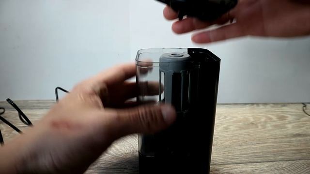 AliExpress: Электрическая точилка для карандашей смотреть онлайн