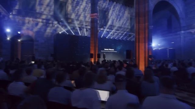 ¡Apple tiemblan! Huawei se prepara para un lanzamiento épico смотреть онлайн