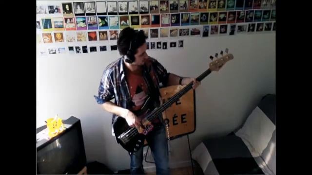 Iron Maiden - Moonchild [Flight 666] Bass cover смотреть онлайн