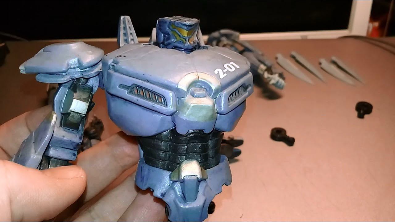 Neca Pacific Rim Jaeger's joint fixing with melting and prosthetics. смотреть онлайн