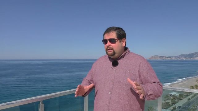 Не всем женщинам нужны деньги