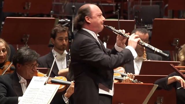 Mozart: Oboenkonzert C-Dur KV 314 ∙ hr-Sinfonieorchester ∙ François Leleux ∙ Andrés Orozco-Estrada смотреть онлайн