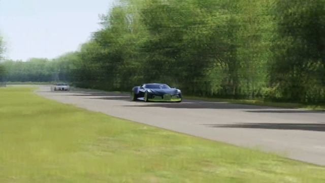 Bugatti La Voiture Noire vs Bugatti Veyron 16.4 Super Sport at Monza Full Course смотреть онлайн