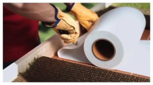 Склейка швов искусственной травы