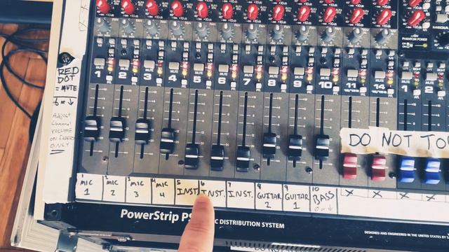 Peavey 16FX Mixer Tutorial смотреть онлайн