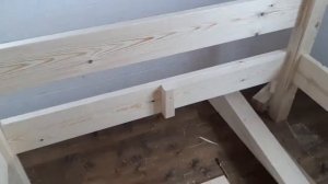 Деревянная кровать. Кровать из массива сосны своими руками