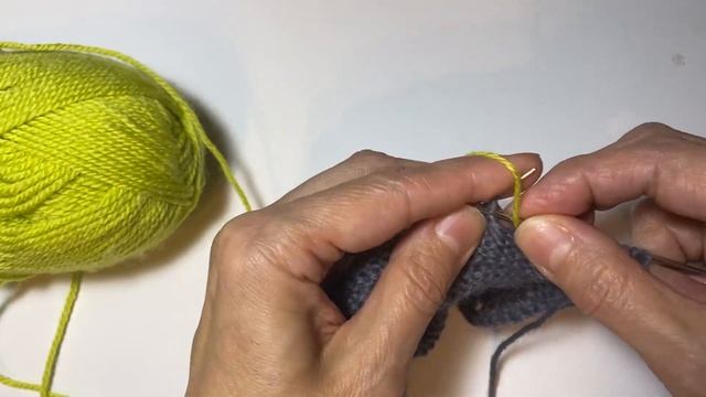 Кардиган для куклы Паола Рейна смотреть онлайн