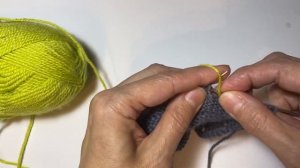 Кардиган для куклы Паола Рейна