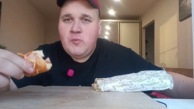 МУКБАНГ ШАУРМА фирменная / ОБЖОР ШАУРМА и Хот дог / MUKBANG ASMR смотреть онлайн