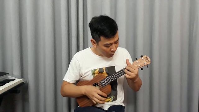 Jealous Guy (John Lennon ukulele cover) смотреть онлайн