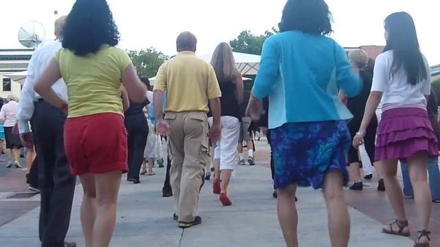Mambo No.5 - Summer Dance 2011 смотреть онлайн