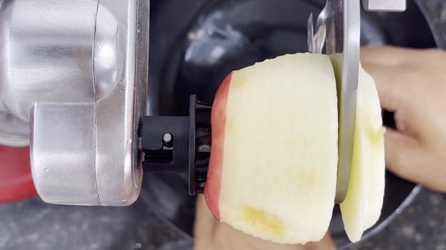 This is How to Make the BEST Apple Tart From Scratch! смотреть онлайн