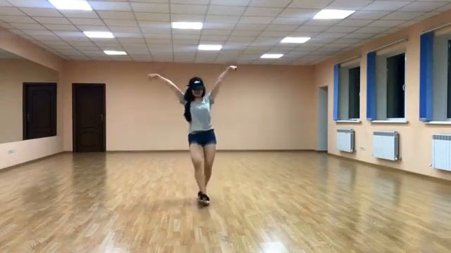 Самая красивая КАЗАШКА танцует лезгинку!!! смотреть онлайн