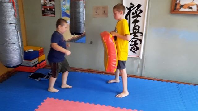 Головко Коля(отработка хиза гери) смотреть онлайн