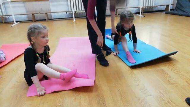 Занятия на коврике Дети 4-5 лет