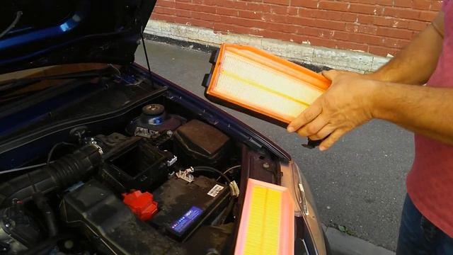 Замена воздушного фильтра на Лада Ларгус с вазовским мотором смотреть онлайн