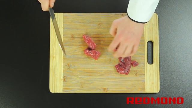 Щи из свежей капусты в мультиварке REDMOND M4504. Рецепты для мультиварки смотреть онлайн