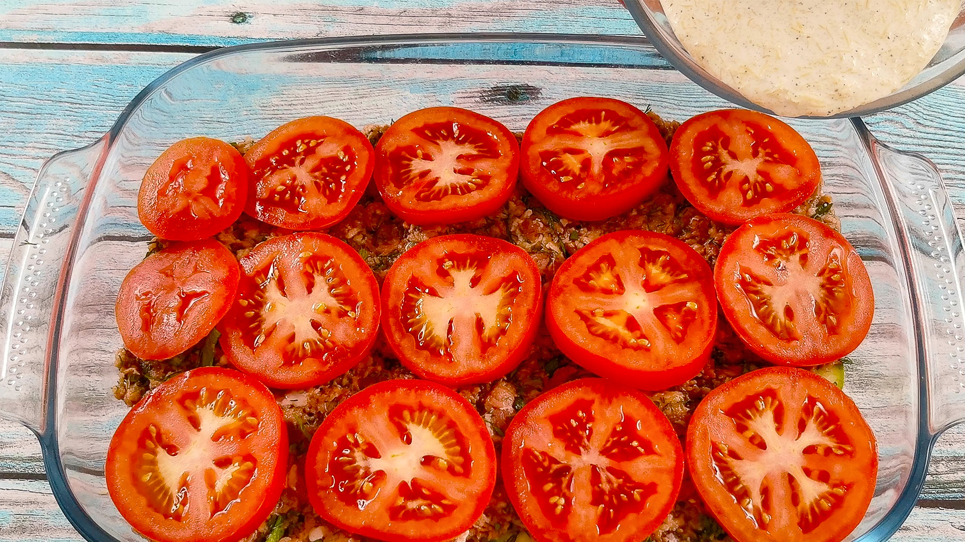 Лучше, чем голубцы! Кабачки с помидорами и фаршем в духовке смотреть онлайн