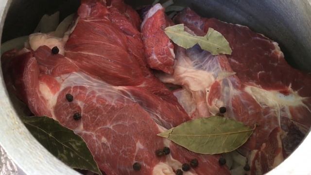 ДУМГАЗА. Узбекский ДЕЛИКАТЕС | Тушенные ГОВЬЯЖИ (бычьи) ХВОСТЫ | Узбекистан, БУХАРА | DUMGOZA смотреть онлайн