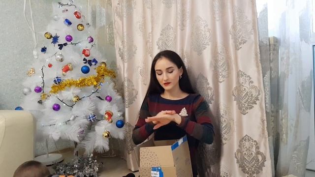 Обмен новогодними подарками 2019/ идеи подарков к Новому году смотреть онлайн