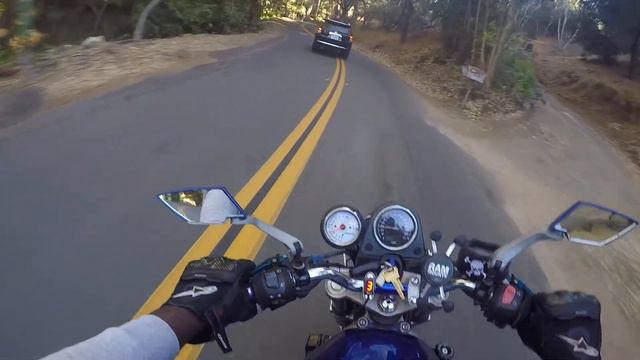 Crazy driver| SUV driver drives crazy on Couser Canyon Road| Valley Center-CA смотреть онлайн