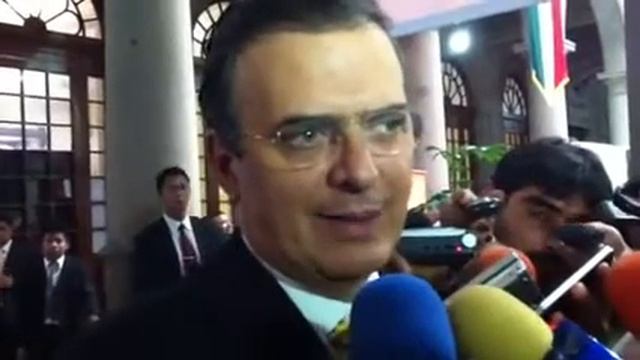 Eliminación de debates beneficia a Peña Nieto: Ebrard смотреть онлайн