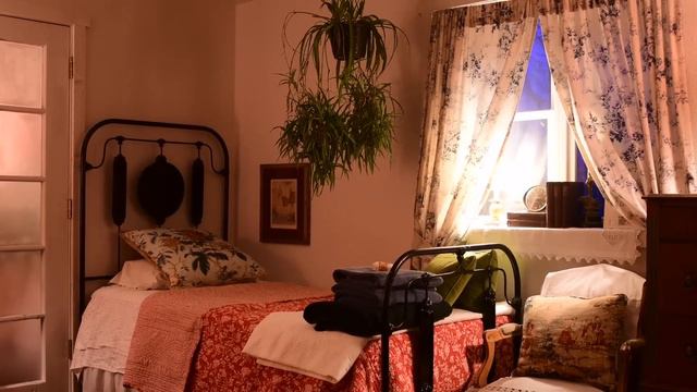 🎄FRENCH FARMHOUSE CHRISTMAS TOUR🎄 | Find 25 Treasures Hidden in our 'Everyday Château' смотреть онлайн