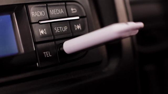 BT/USB Overview | Vauxhall R16 смотреть онлайн