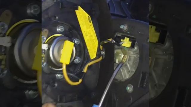 Как снять подушку безопасности Ford Focus mk1 смотреть онлайн